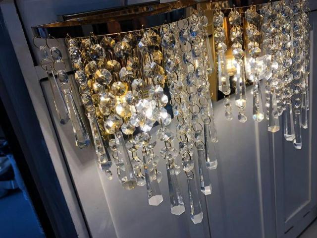 クリスタルガラス製 シャンデリア 2個セット < 家電/AV クリスタルガラス製 シャンデリア 2個セット < 家電/AVの