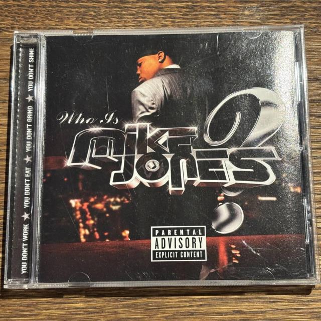 yMIKE JONESzWho Is Mike Jones?   CD/DVD/rfI 