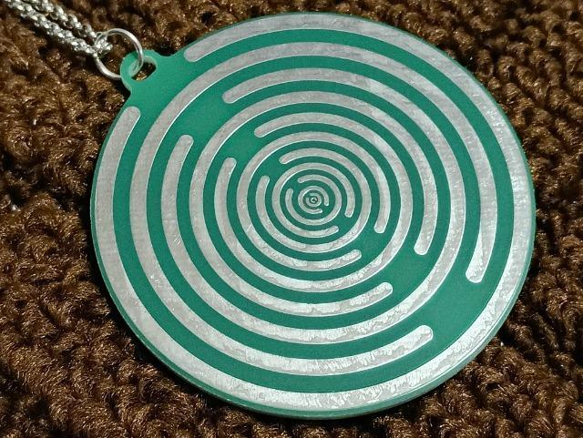 �G�i�W�[�f�B�X�N�l�b�N���X��@�Q�_����ł��B���������i�ɂāB  �� �����A�N�Z�T���[/���v�� 