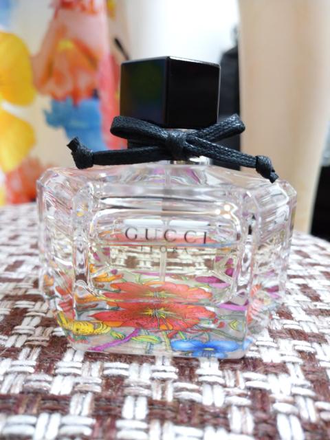 グッチ フローラ アニバーサリーエディション オードトワレ 50ml < ブランド  グッチ フローラ アニバーサリーエディション オードトワレ 50ml < ブランドの
