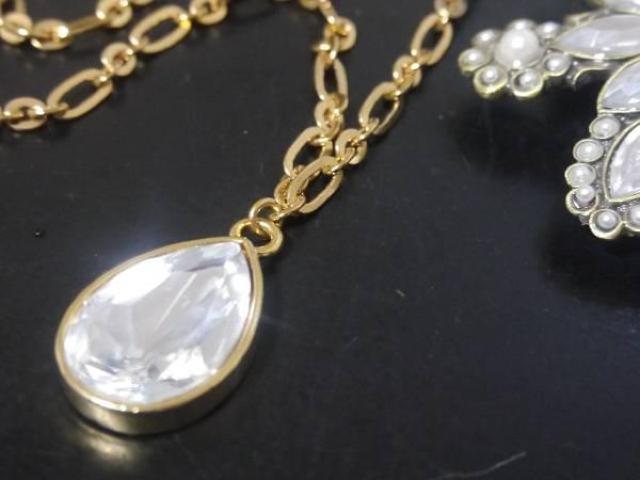 新品ゴスロリ姫系アンティーク調クリアストーンネックレス < 女性アクセサリー/時計  新品ゴスロリ姫系アンティーク調クリアストーンネックレス < 女性アクセサリー/時計の