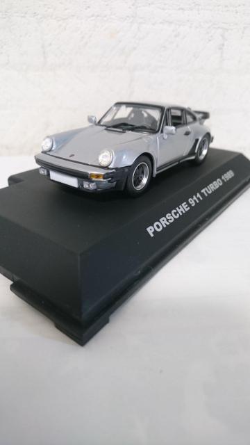 ミニカー ポルシェ 911 ターボ 音が出る。 < ホビー ミニカー ポルシェ 911 ターボ 音が出る。 < ホビーの