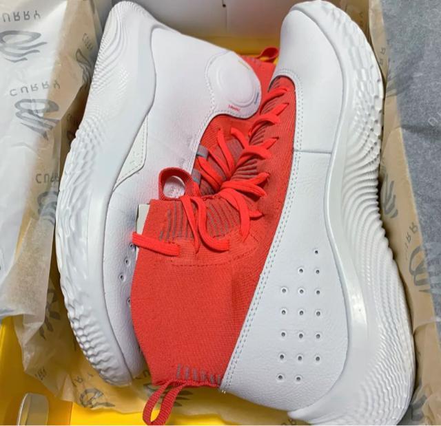 Under Armour CURRY 4 FLOTRO White 28cm < ブランド  Under Armour CURRY 4 FLOTRO White 28cm < ブランドの