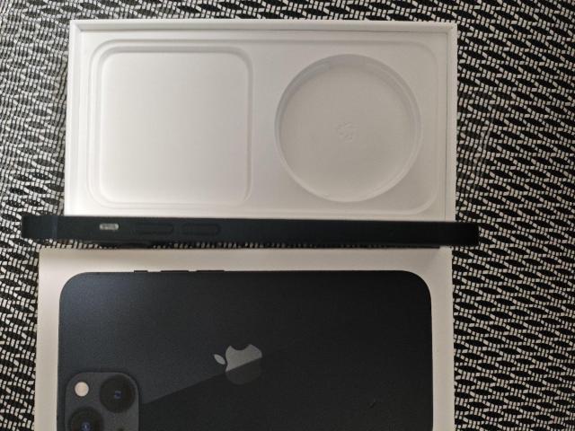 Apple iPhone 13 128gb ~bhiCg {  Ɠd/AV 