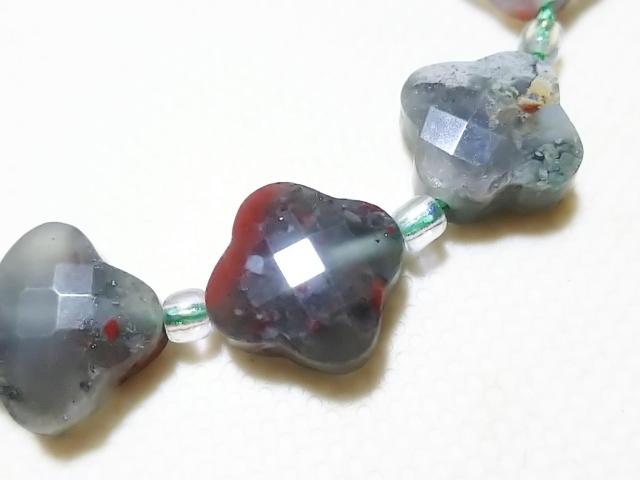 お得意さま感謝Day★天然石★ブラッドストーン クローバーカット 半連 < 女性アクセサリー/時計 お得意さま感謝Day★天然石★ブラッドストーン クローバーカット 半連 < 女性アクセサリー/時計の