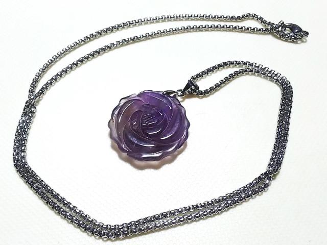 天然石★アメジスト 薔薇彫り ペンダント < 女性アクセサリー/時計 天然石★アメジスト 薔薇彫り ペンダント < 女性アクセサリー/時計の