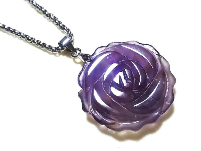 天然石★アメジスト 薔薇彫り ペンダント < 女性アクセサリー/時計 天然石★アメジスト 薔薇彫り ペンダント < 女性アクセサリー/時計の