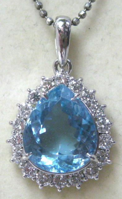 極美品Pt900プラチナ ペンダント アクアマリン4.78ctダイヤ0.81ct < 女性アクセサリー/時計 極美品Pt900プラチナ ペンダント アクアマリン4.78ctダイヤ0.81ct < 女性アクセサリー/時計の