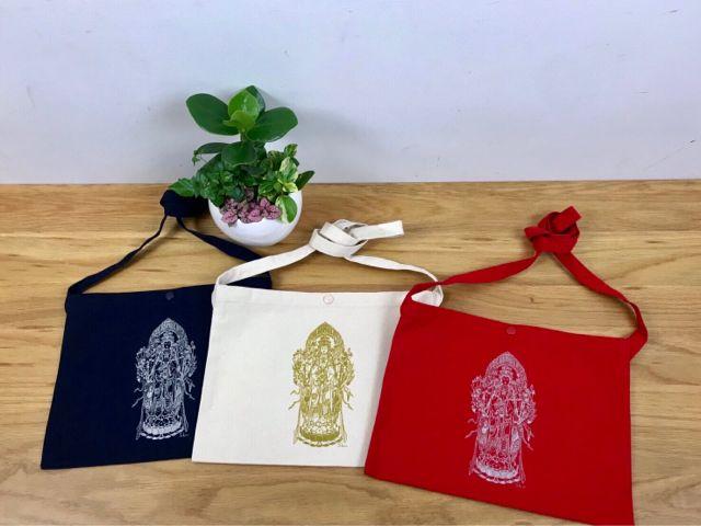 千手観音*仏画サコッシュ・ショルダーバッグ 御朱印帳袋 < 女性ファッション 千手観音*仏画サコッシュ・ショルダーバッグ 御朱印帳袋 < 女性ファッションの