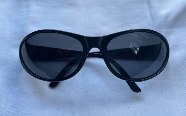 UVカットサングラス メンズ ポリッシュブラック/ブルー サーフィン スノーボード ツーリング アウトドア キャンプ 釣り プール < 男性ファッション  UVカットサングラス メンズ ポリッシュブラック/ブルー サーフィン スノーボード ツーリング アウトドア キャンプ 釣り プール < 男性ファッションの