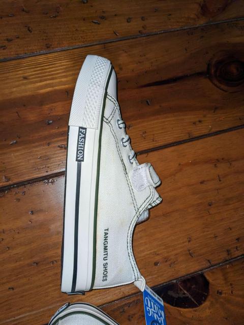 新品 21.5cm スニーカー ローカット レディース 靴 シューズ ホワイト < キッズ/ベビー  新品 21.5cm スニーカー ローカット レディース 靴 シューズ ホワイト < キッズ/ベビーの