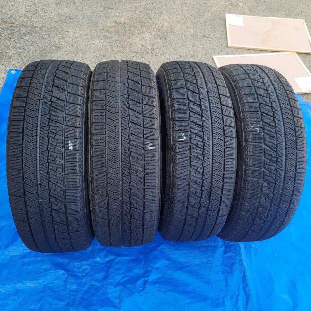 バリ溝!年式18 ブリヂストン ブリザック VRX 16インチスタッドレスタイヤ205/65R16  95Q タイヤのみ4本セット < 自動車/バイク バリ溝!年式18 ブリヂストン ブリザック VRX 16インチスタッドレスタイヤ205/65R16  95Q タイヤのみ4本セット < 自動車/バイク
