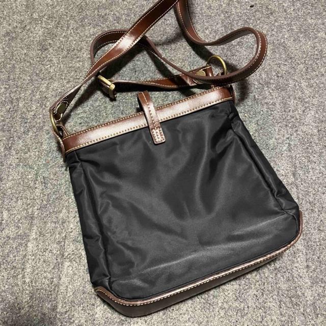 �yDMLY / �f�B�[�G���G�����C�z �V�����_�[�o�b�O�@�A �� �����t�@�b�V������ 