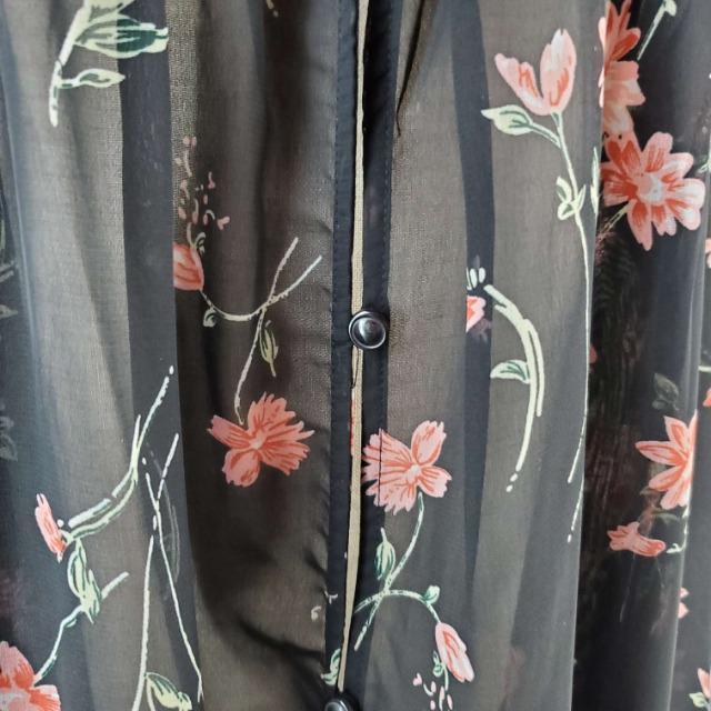 送料込み★INGNI★花柄★七分袖シースルーシフォンガウン/ワンピース★M < 女性ファッション  送料込み★INGNI★花柄★七分袖シースルーシフォンガウン/ワンピース★M < 女性ファッションの