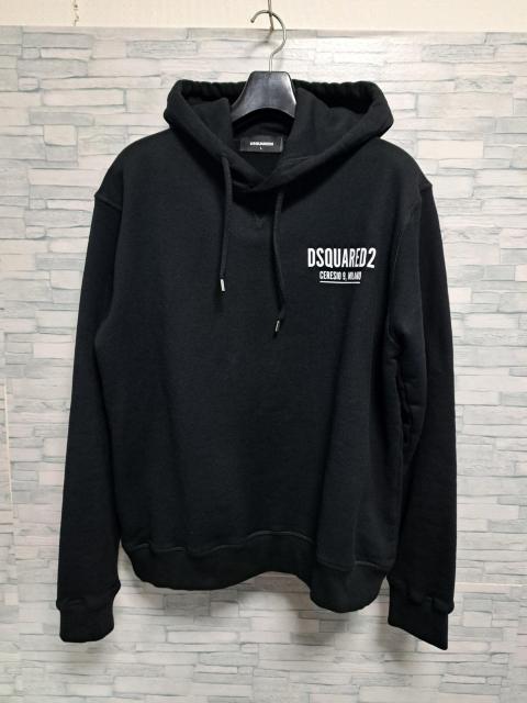 ☆DSQUARED2 ディースクエアード ロゴ プリント スウェット パーカー 裏起毛 プルオーバー/メンズ/L☆現行モデル < ブランド ☆DSQUARED2 ディースクエアード ロゴ プリント スウェット パーカー 裏起毛 プルオーバー/メンズ/L☆現行モデル < ブランドの