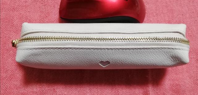 最終お値下げ!!サマンサタバサ ポーチ ケース 小物入れ ハートのロゴが可愛い 美品 < ブランド  最終お値下げ!!サマンサタバサ ポーチ ケース 小物入れ ハートのロゴが可愛い 美品 < ブランドの