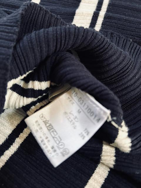 ythzoCJ[㎿{[_[nClbNjbg  t@bV 