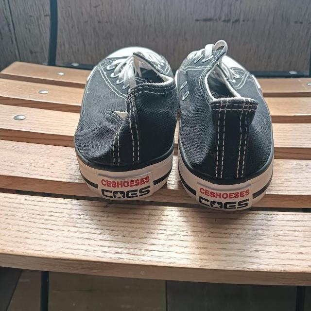 新品 23cm スニーカー ローカット レディース 靴 シューズ ブラック < 女性ファッション  新品 23cm スニーカー ローカット レディース 靴 シューズ ブラック < 女性ファッションの