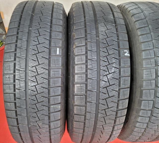 5ZIGEN リーガレス 17in 7J +45 PCD114.3冬用4本セット PIRELLI ICE ASIMMETRICO < 自動車/バイク 5ZIGEN リーガレス 17in 7J +45 PCD114.3冬用4本セット PIRELLI ICE ASIMMETRICO < 自動車/バイク