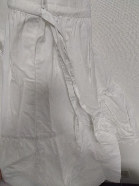 白のワンピース < 女性ファッション  白のワンピース < 女性ファッションの