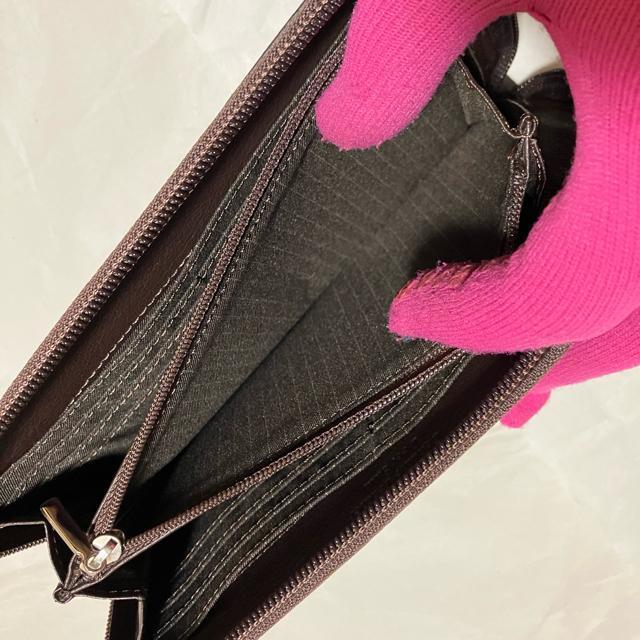 A【ノーブランド扱い】【鹿革】 本革 / ラウンドファスナー 長財布 < 女性ファッション A【ノーブランド扱い】【鹿革】 本革 / ラウンドファスナー 長財布 < 女性ファッションの