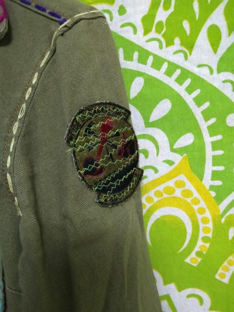 アメリカ・USA*ミリタリーリメイク刺繍ジャケット・古着&ヴィンテージ・ロキエ・archi・ジャンティーク・ゴルチェ* < 女性ファッション アメリカ・USA*ミリタリーリメイク刺繍ジャケット・古着&ヴィンテージ・ロキエ・archi・ジャンティーク・ゴルチェ* < 女性ファッションの