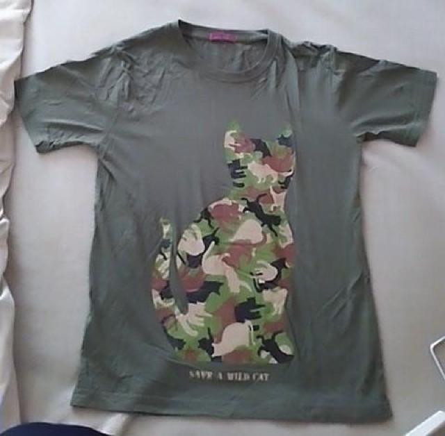 モスグリーン×迷彩猫ちゃん MサイズTシャツ < 女性ファッション  モスグリーン×迷彩猫ちゃん MサイズTシャツ  < 女性ファッションの