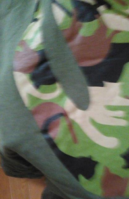 モスグリーン×迷彩猫ちゃん MサイズTシャツ < 女性ファッション  モスグリーン×迷彩猫ちゃん MサイズTシャツ < 女性ファッションの