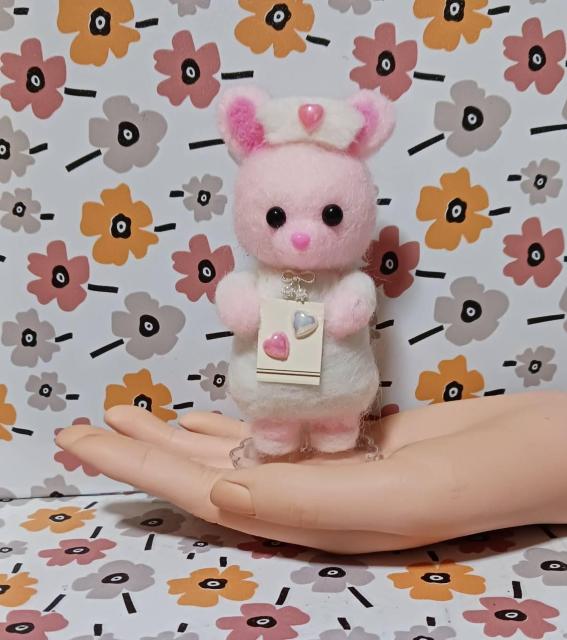 羊毛フェルトクマさん先生・ 看護師のうさぎちゃん < ペット/手芸/園芸 羊毛フェルトクマさん先生・ 看護師のうさぎちゃん < ペット/手芸/園芸の