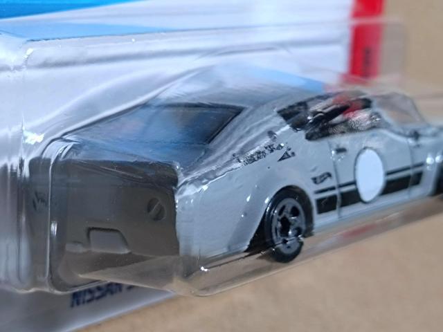 �yHW�x�[�V�b�N�z���Y �X�J�C���C�� 2000GT-R LBWK �� �z�r�[�� 