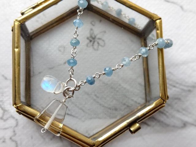 *ZFANA}̃uXbg*SF 23019   ANZT[/v 