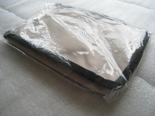  X}z|[`@ X}[gz|[`@ Smartphone Pouch  Ɠd/AV 