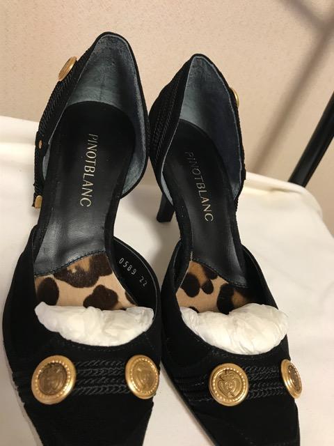 PINOTBLANC 未使用 スエード 本革パンプス 黒 22 < 女性ファッション  PINOTBLANC 未使用 スエード 本革パンプス 黒 22 < 女性ファッションの