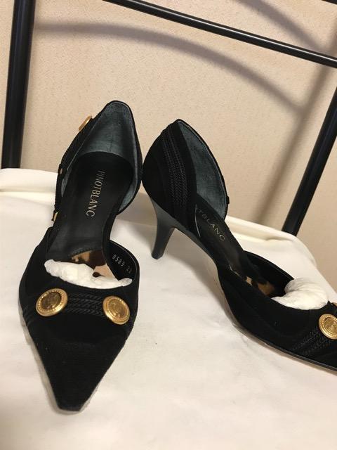 PINOTBLANC 未使用 スエード 本革パンプス 黒 22 < 女性ファッション  PINOTBLANC 未使用 スエード 本革パンプス 黒 22 < 女性ファッションの