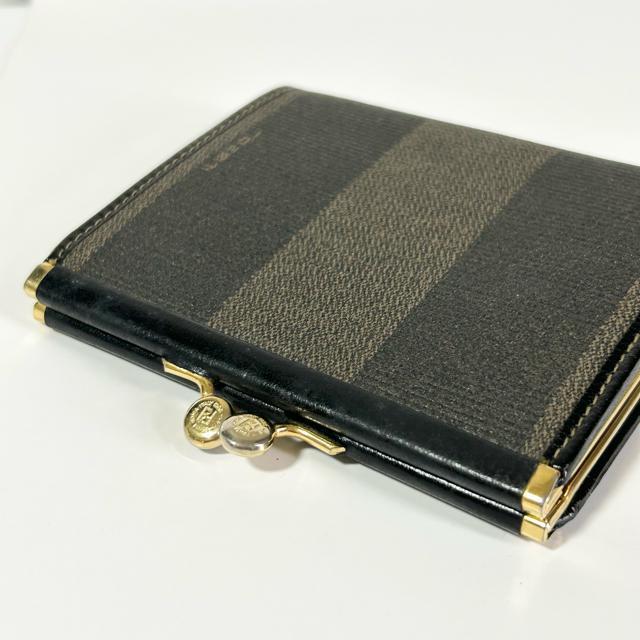 美品 FENDI フェンディ ペカン柄 レザー がま口 コインケース メンズ レディース < ブランド  美品 FENDI フェンディ ペカン柄 レザー がま口 コインケース メンズ レディース < ブランドの