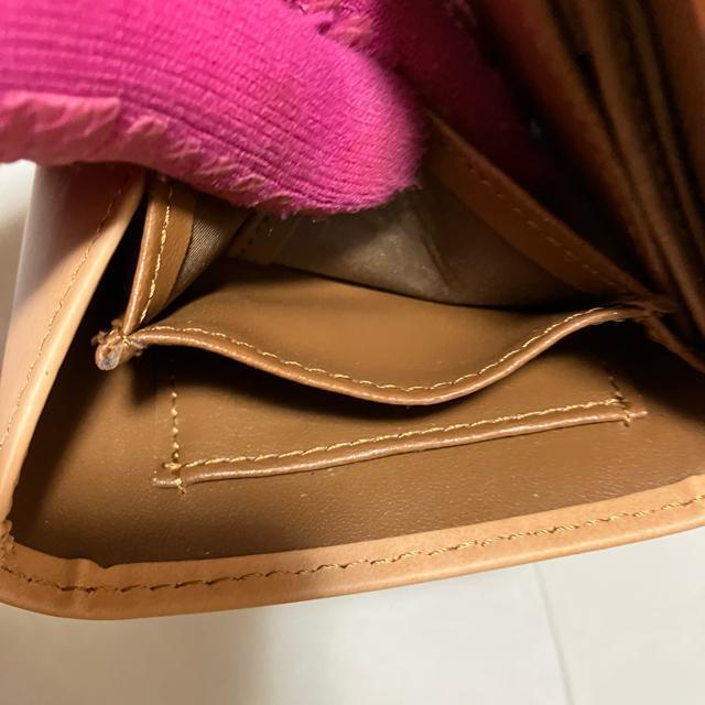 【美品】【LUCIANO VALENTINO】 レザー / 三つ折り財布 < 女性ファッション 【美品】【LUCIANO VALENTINO】 レザー / 三つ折り財布 < 女性ファッションの