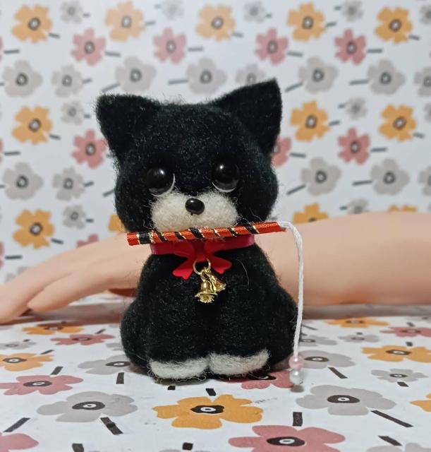 羊毛フェルト 猫じゃらしで遊んでってせがむ黒猫ちゃん < ペット/手芸/園芸 羊毛フェルト 猫じゃらしで遊んでってせがむ黒猫ちゃん < ペット/手芸/園芸の