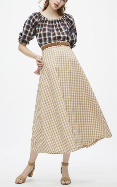 GU・ギンガムチェック柄フレアスカート。ベージュXL < ブランド GU・ギンガムチェック柄フレアスカート。ベージュXL < ブランドの