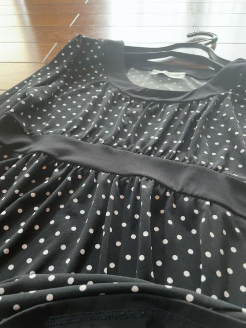 【サイズM】HEALTHY KAREN●サラサラストレッチ●ブラック&ドット●チュニックワンピース < 女性ファッション  【サイズM】HEALTHY KAREN●サラサラストレッチ●ブラック&ドット●チュニックワンピース < 女性ファッションの