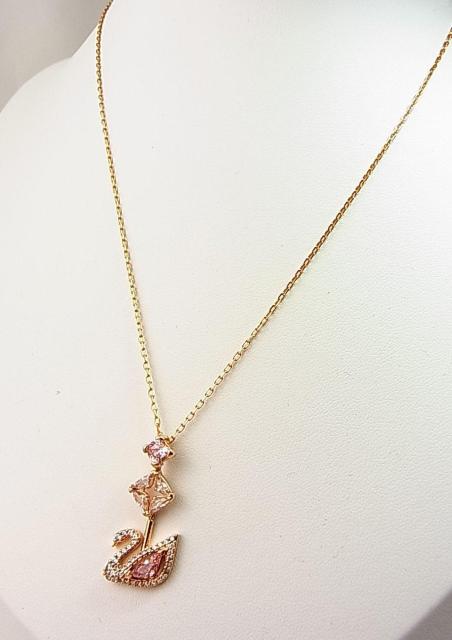 K@XtXL[@NX^@XlbNX Dazzling Swan NX^ Y^ WRjA