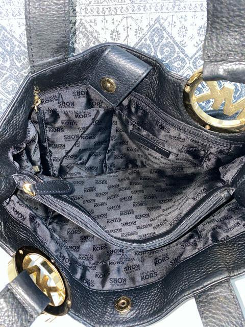 yǕizMICHAEL KORS }CPR[X U[ g[gobO V_  uh 