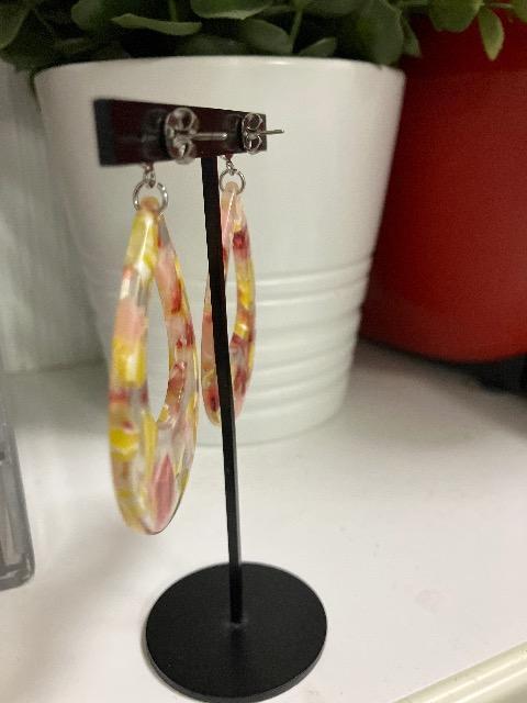ハンドメイド アクリルパーツを使用したピアス < 女性ファッション  ハンドメイド アクリルパーツを使用したピアス < 女性ファッションの