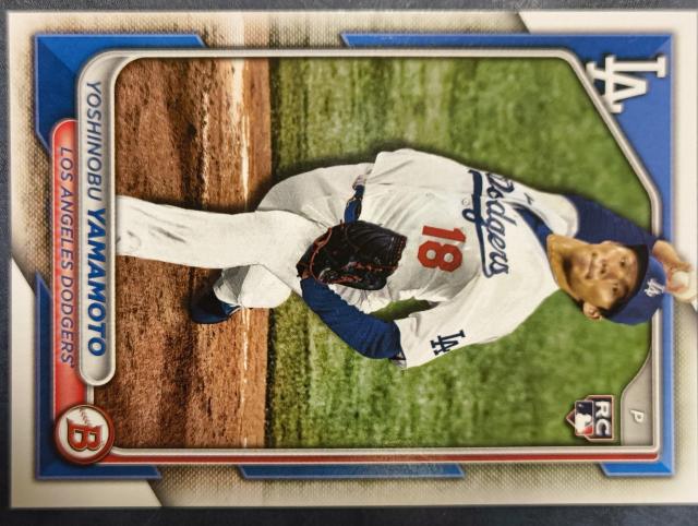 ドジャース山本由伸投手ルーキーカードA < トレーディングカード ドジャース山本由伸投手ルーキーカードA < トレーディングカードの