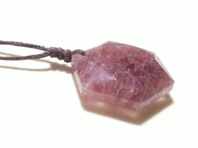 天然石★ピンクエピドート 六芒星(ダビデの星) ネックレス < 女性アクセサリー/時計 天然石★ピンクエピドート 六芒星(ダビデの星) ネックレス < 女性アクセサリー/時計の