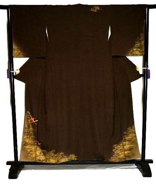 付下げ 中古 着物 送料無料 最高級 未使用品 金彩 金駒シシュウ 鶴 松 波 身丈156cm 裄丈64.5cm T3685 < 女性ファッション 付下げ 中古 着物 送料無料 最高級 未使用品 金彩 金駒シシュウ 鶴 松 波 身丈156cm 裄丈64.5cm T3685 < 女性ファッションの