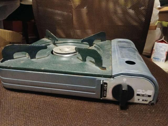 トウカイ TC-26K 卓上カセットガスコンロ ポータブルコンロ アウトドア 防災 < レジャー/スポーツ トウカイ TC-26K 卓上カセットガスコンロ ポータブルコンロ アウトドア 防災 < レジャー/スポーツの