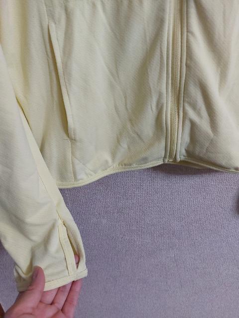 UNIQLOパーカーAIRism < 女性ファッション  UNIQLOパーカーAIRism < 女性ファッションの