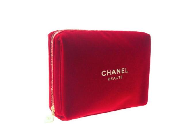 シャネル ノベルティ クリスマス コフレポーチ 2019 スクエア ラメ入り レッド CHANEL BEAUTE【正規品】 < ブランド  シャネル ノベルティ クリスマス コフレポーチ 2019 スクエア ラメ入り レッド CHANEL BEAUTE【正規品】 < ブランドの