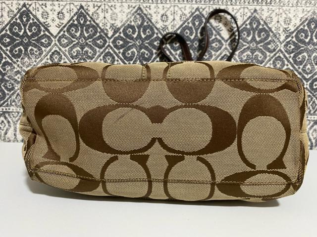 【良品】COACH コーチ 10124 トートバッグ ショルダーバッグ 肩掛け < ブランド  【良品】COACH コーチ 10124 トートバッグ ショルダーバッグ 肩掛け < ブランドの