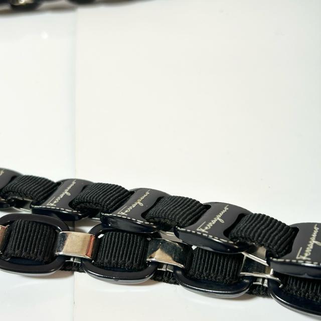 美品 Salvatore Ferragamo フェラガモ ヴァラ チェーン ショルダーバッグ AU-21 8229 ナイロン < ブランド 美品 Salvatore Ferragamo フェラガモ ヴァラ チェーン ショルダーバッグ AU-21 8229 ナイロン < ブランドの